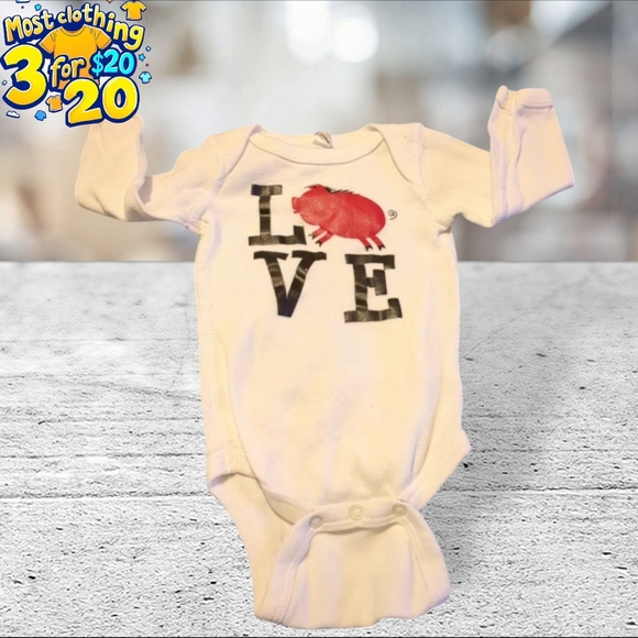 Rabbit skins Arkansas razorbacks onesie newborn - Picture 1 of 4